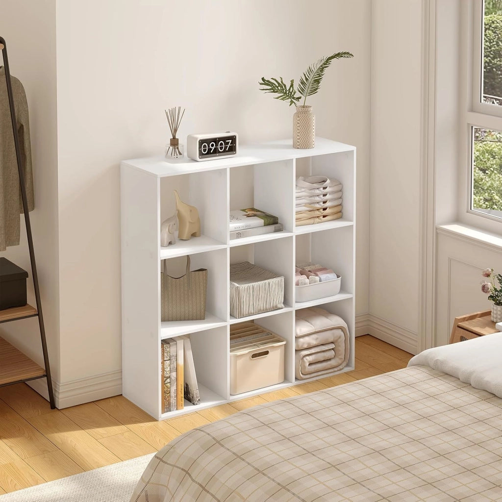 Libreria a 9 Cubi, Scaffale di Stoccaggio a 9 Cubi, Divisorio per Libreria, Mobile di Stoccaggio per Soggiorno e Ufficio, Bianco, 94x29,5x93 cm, SK047ws