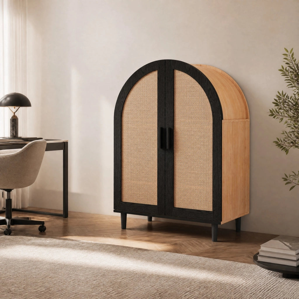 Scarpiera sideboard con ante in rattan; 70x40x100 cm; in MDF e truciolare; naturale e nero