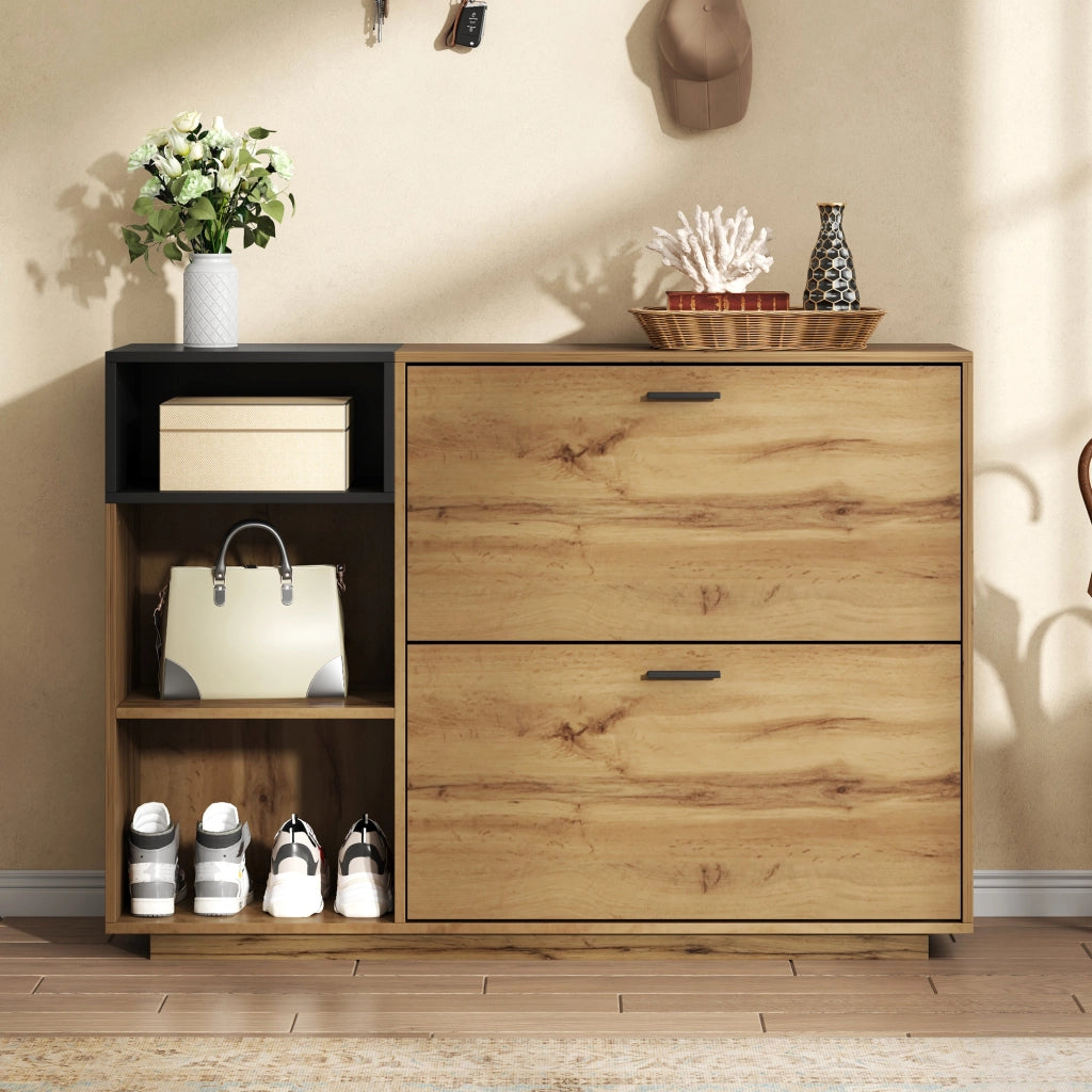 Scarpiera da ingresso 120x32x84,5 cm in MDF con 3 vani aperti e 2 ribalte, colore naturale e nero