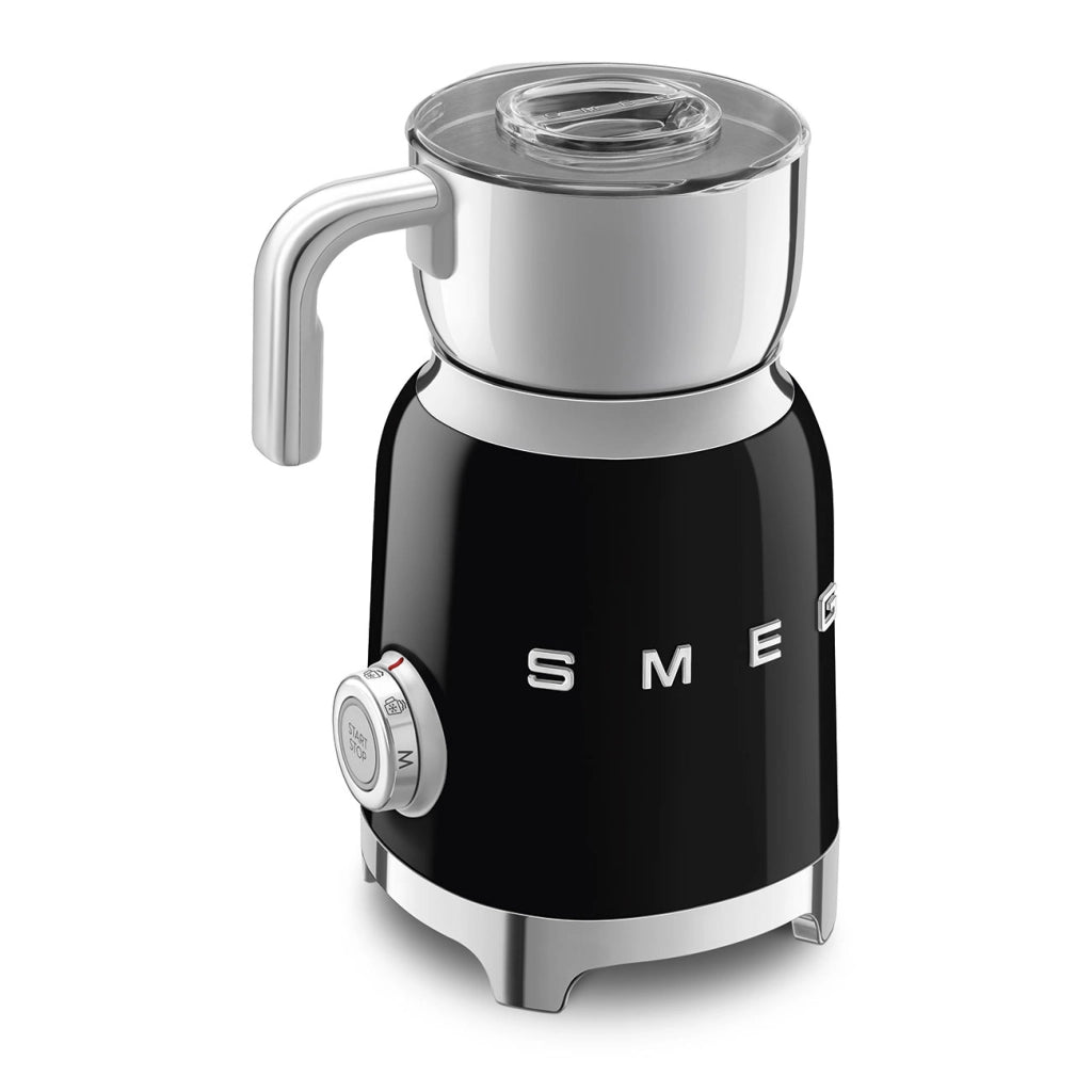 Smeg, montalatte multifunzione mff11bleu, con sistema ad induzione, 6 programmi preimpostati, una funzione manuale, caraffa removibile da 600 ml, tappo misuratore, avvolgicavo integrato, 500w, nero