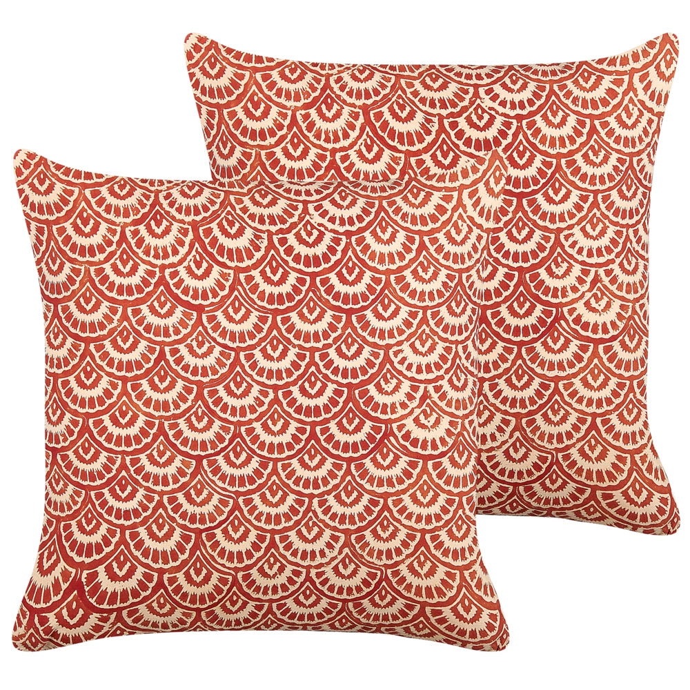 Set di 2 cuscini decorativi rosso cotone motivo geometrico 45 x 45 cm complementi d'arredo dal design retrò