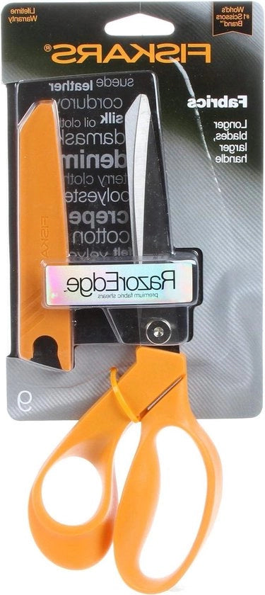 Scegli l'angolo taglia stoffa da 229 cm per il ricamo e la cucitura con Fiskars Crafts