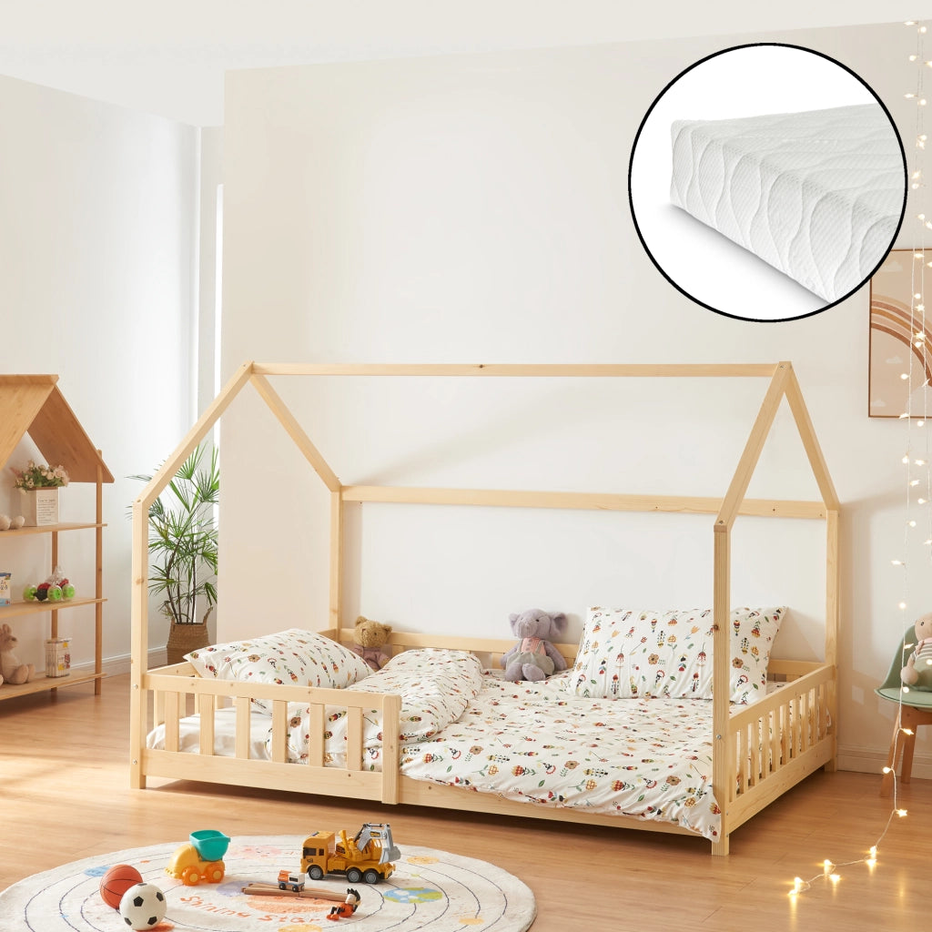 Letto Piazza e Mezza Hesel per Cameretta Forma di Casetta con Materasso 120 x 200 cm Naturale [en.casa]