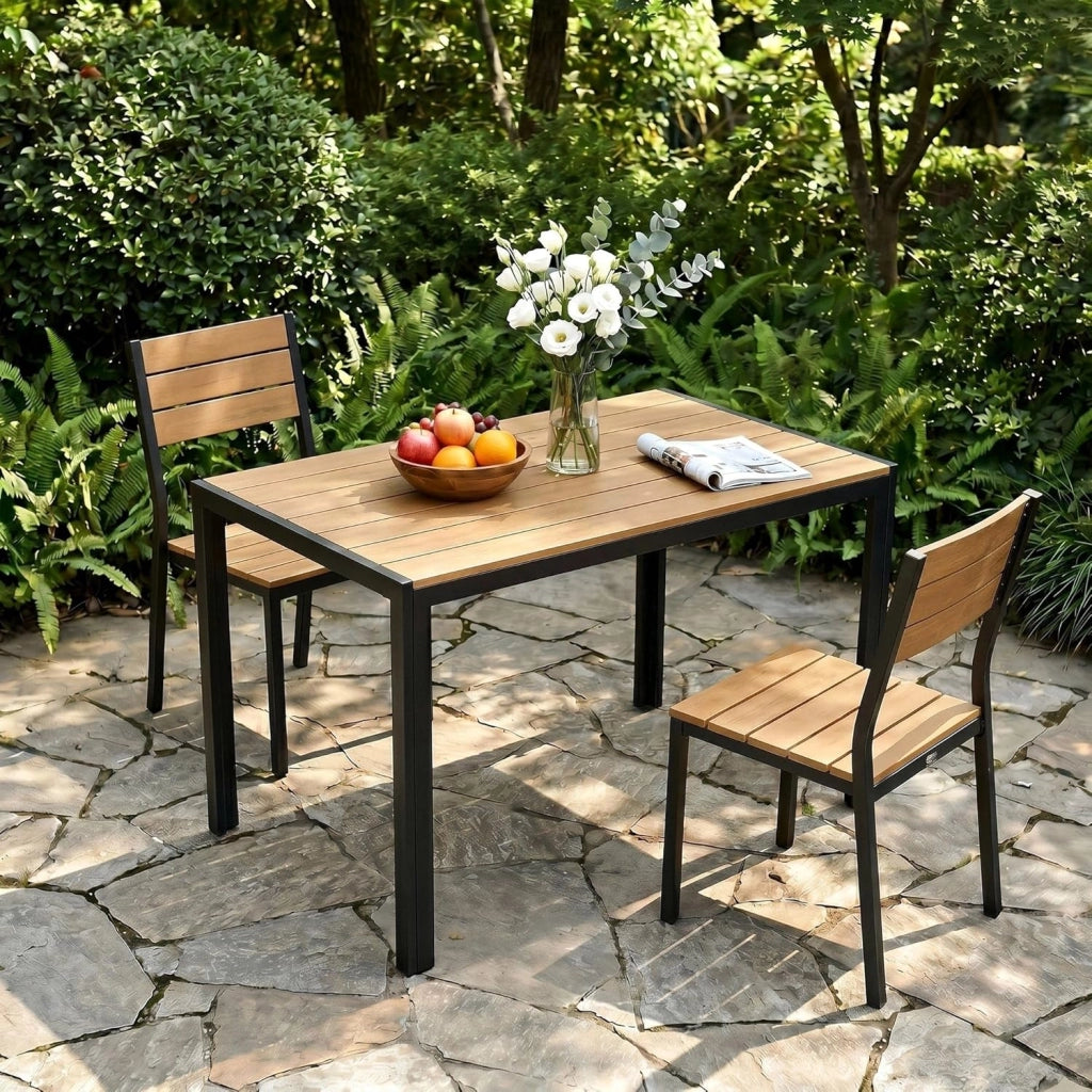 Tavolo da Giardino 110x70 cm, Tavolo da Terrazzo in WPC per 4-6 Persone, Tavolo da Balcone Resistente alle Intemperie con Telaio in Alluminio, Design Effetto Legno,Marrone Teak