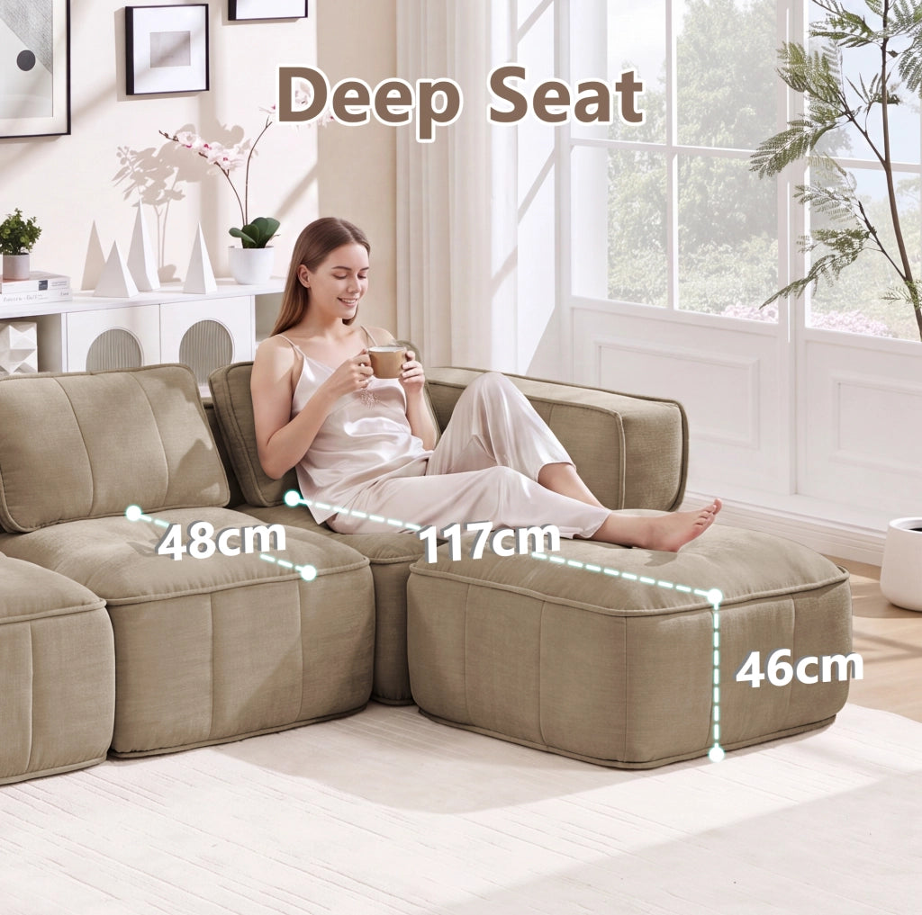 Divano modulare angolare 3 posti con pouf 271x162x67 cm in poliestere color sabbia
