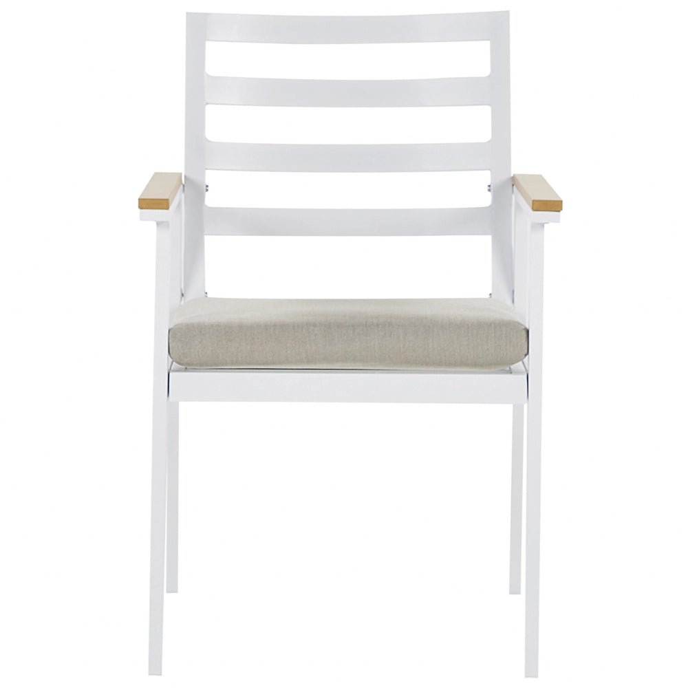 Set da pranzo all'aperto Tavolo rotondo a 4 posti in alluminio bianco da 105 cm Sedie a doghe con imbottiture per sedile beige