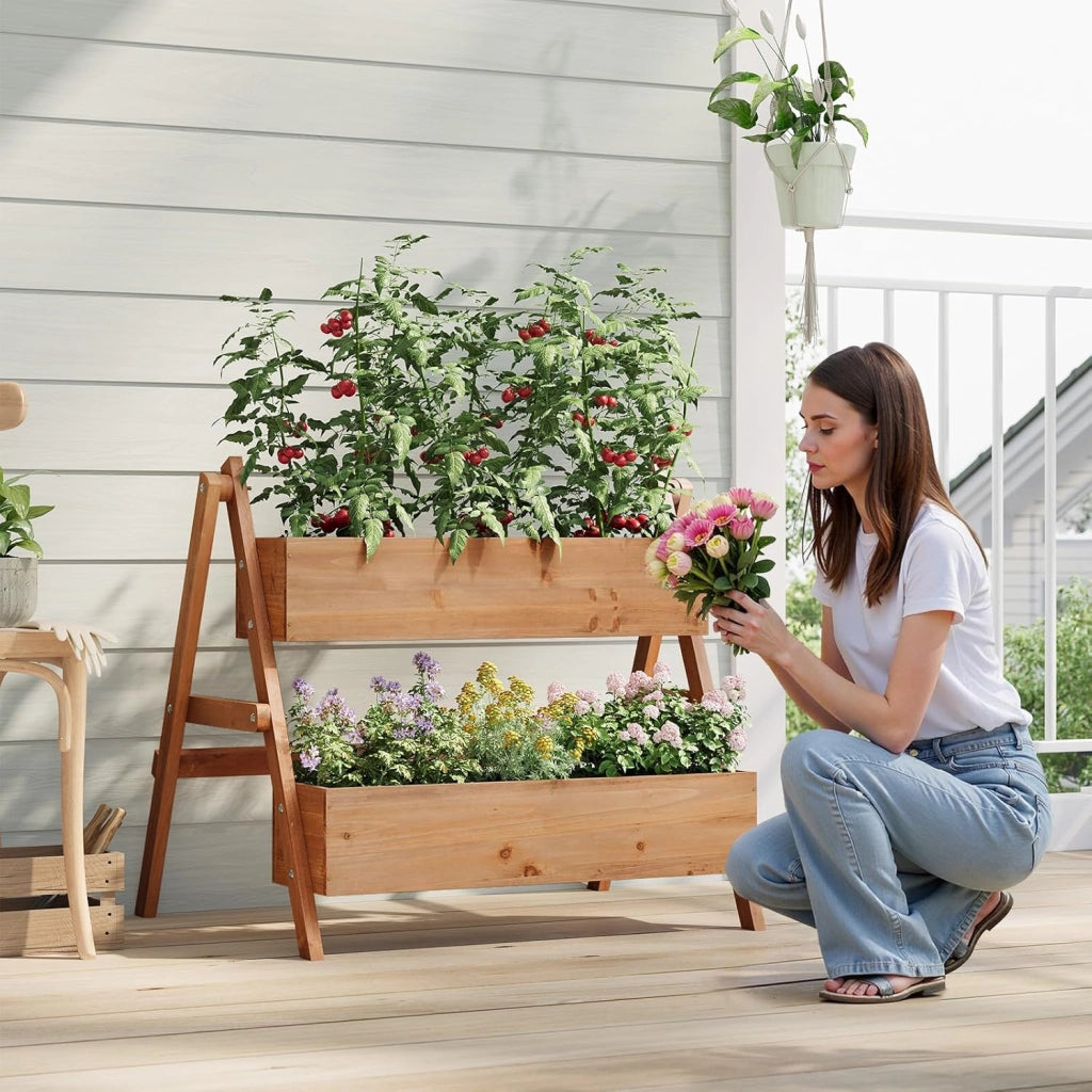 Fioriera Rialzata con Scaffale a Gradini 2 Livelli, Vasi Integrati per Piante, Ideale per Interni/Esterni su Terrazzo, Balcone e Giardino, Legno 80x62x68 cm, Marrone