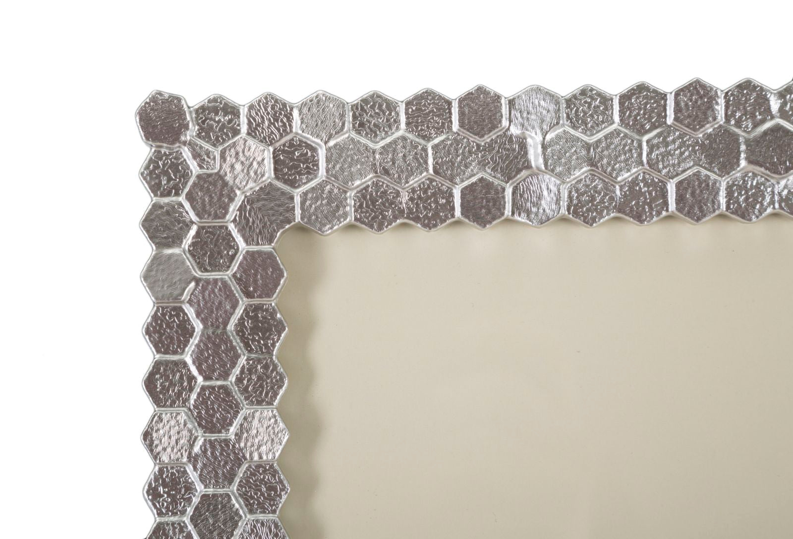 Cornice Silvy 25,7x1,9x30,7 cm in Poliresina e Vetro