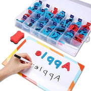 Set di Lettere Magnetiche 238 pezzi Alfabeto Numeri Mobili con 2 Tavole Magnetiche Doppie 3 Pennarelli e Gomma Kit Educativo per Bambini Apprendimento della Scrittura.