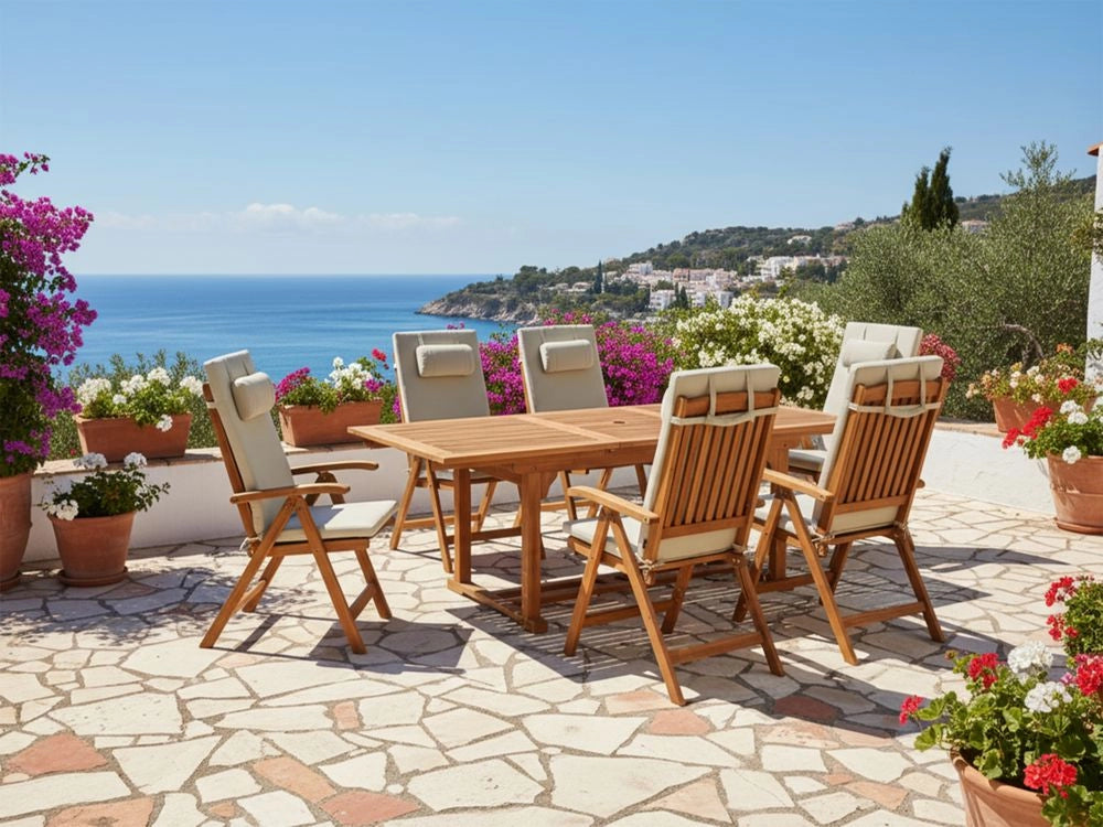 Set da pranzo da giardino a 6 posti in legno di acacia e sedie pieghevoli con cuscini tortora regolabili per esterni in stile country