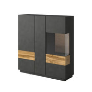 Credenza alta KILES con tre ante e illuminazione LED. Colore grigio antracite e rovere. Stile design.