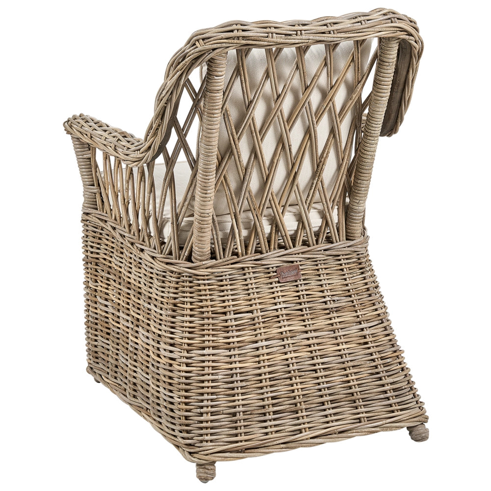 Poltrona da giardino in rattan naturale con cuscini dello schienale in cotone bianco sporco per interni ed esterni