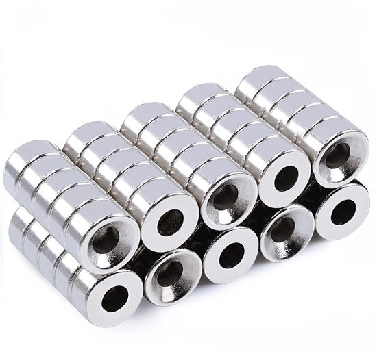 Magnetici MIN CI 10x5mm extra forti, 50 magneti con foro e viti M4, magneti rotondi con foro centrale per fissaggio su pannelli magnetici per cucina, armadi e frigoriferi con testa sommersa.