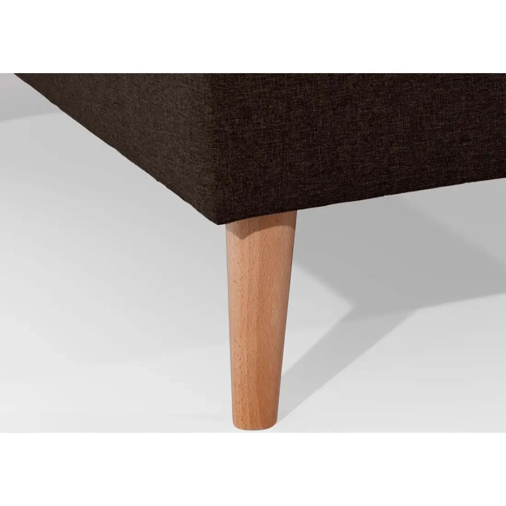 Divano angolare convertibile HASGARD 3 posti marrone 248x162 cm – cassapanca e piedi in legno