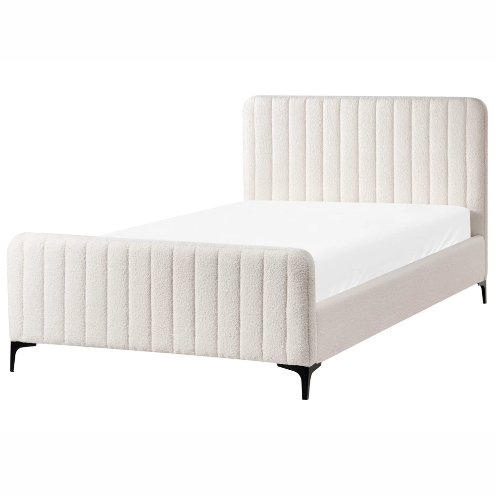 Letto matrimoniale in bouclè con testiera trapuntata gambe in metallo da 120 x 200 cm e base a doghe bianco sporco Design moderno