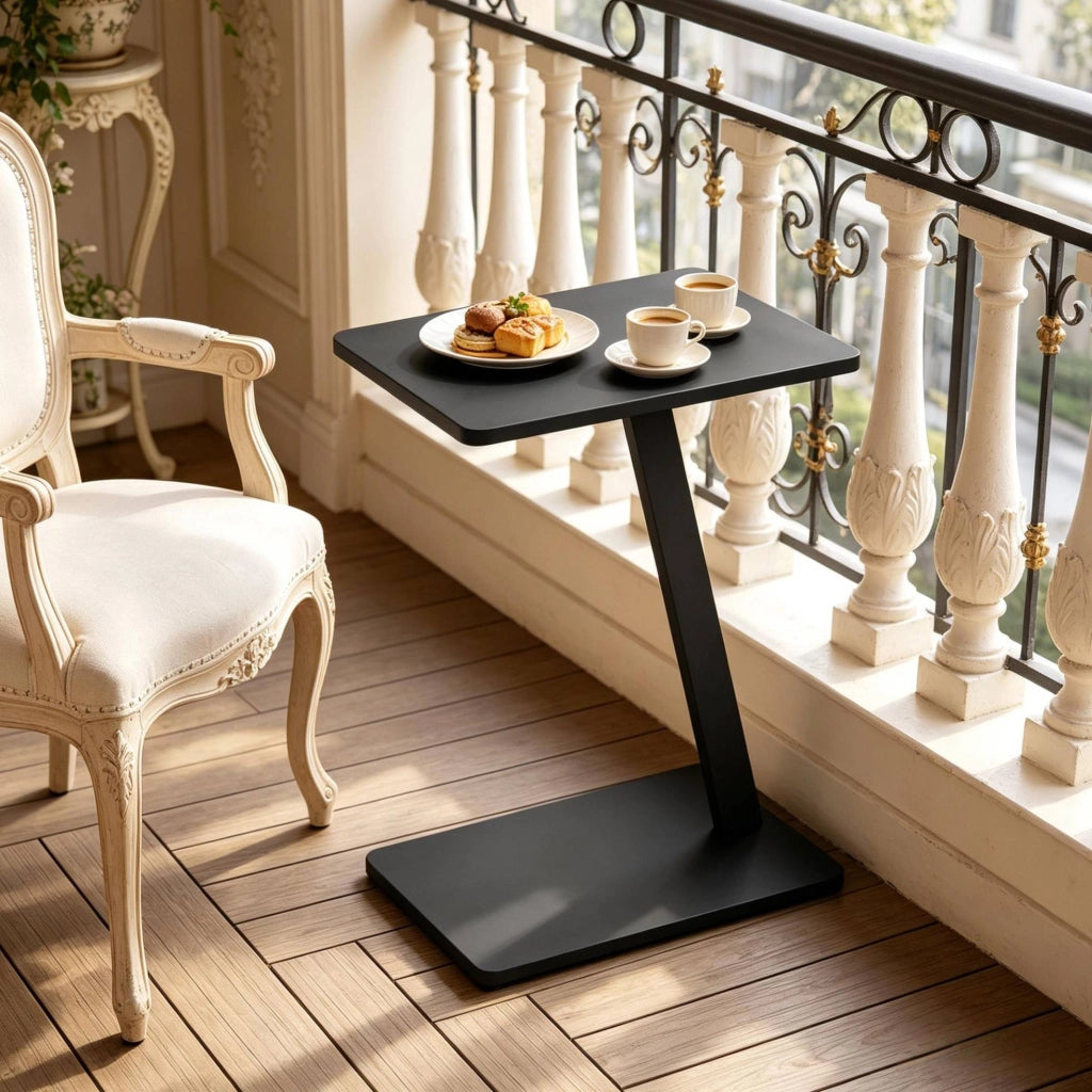 Tavolino laterale a C nero in MDF e metallo 48x64,5x33 cm