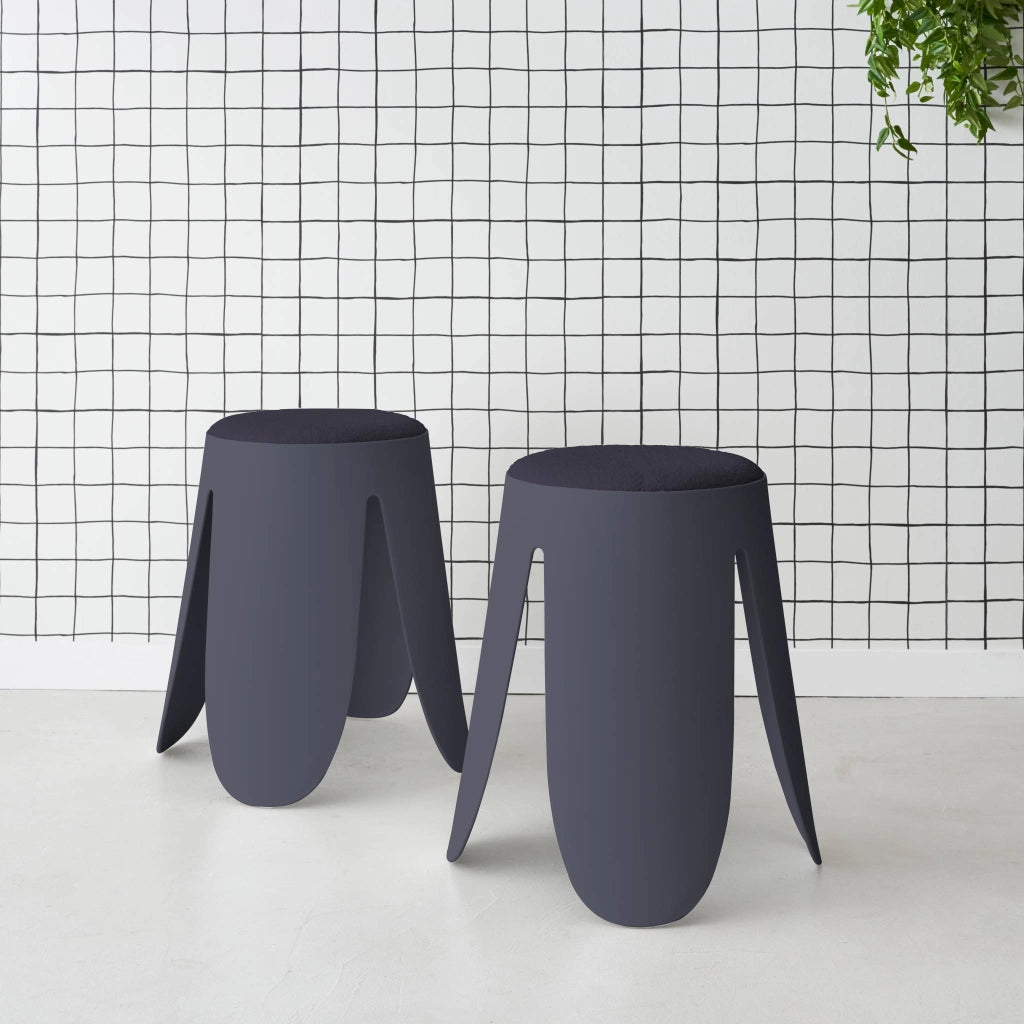 Set 2 sgabelli impilabili in bouclé, blu navy