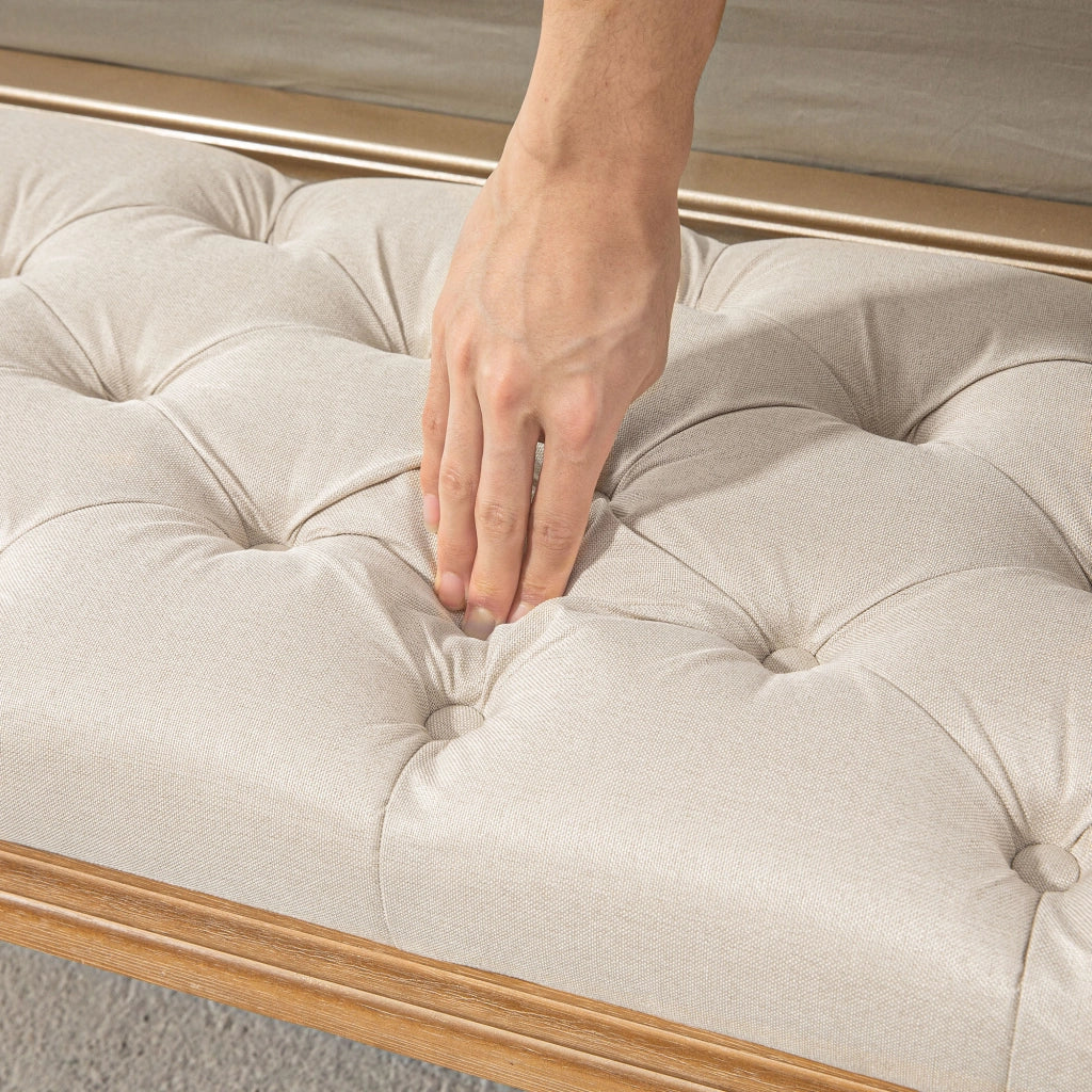 Panca imbottita Panca da letto con gambe in legno e design capitonné in poliestere Crema