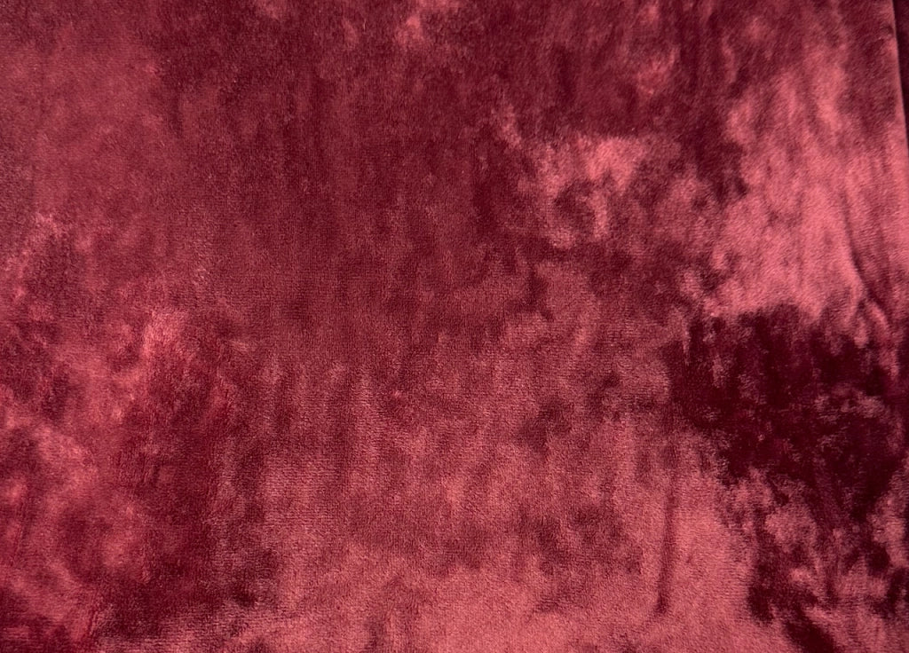 Copridivano Elasticizzato Effetto Velluto Modello Morbidissimo Colore Granata - 3 Posti - Granata
