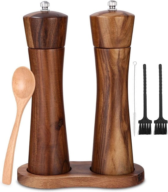macinacquaio e macinapepe in legno con lavorazione ceramica