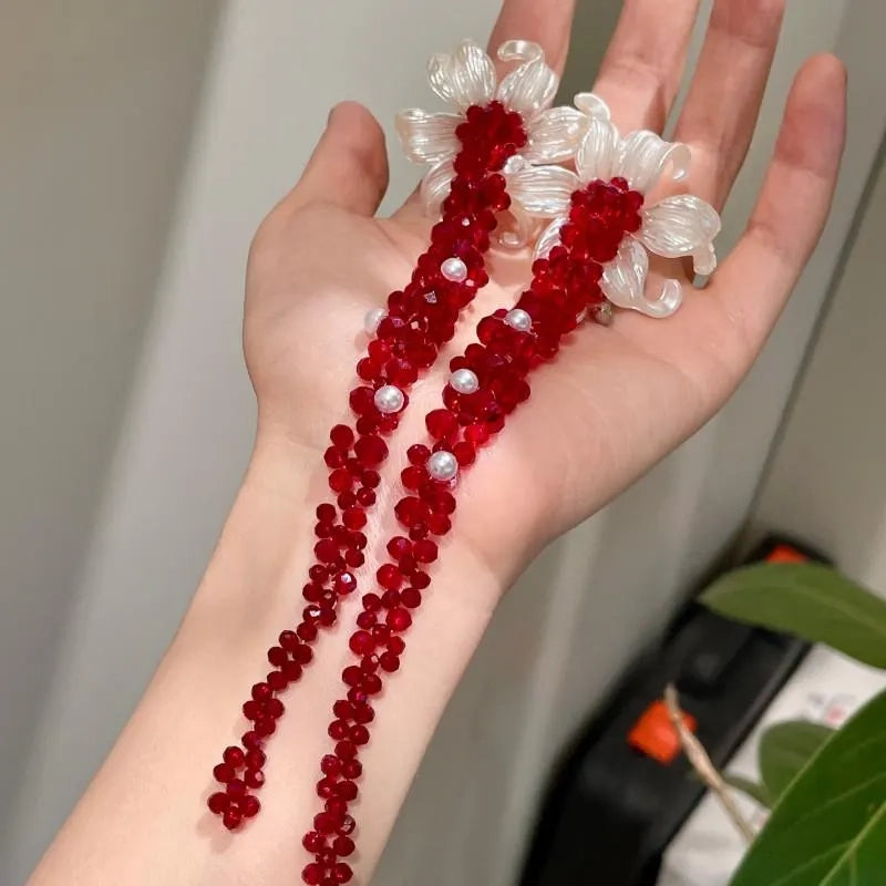 Collana con anello a forma di fiore di cristallo rosso, realizzata a mano, regalo di Natale o di compleanno.