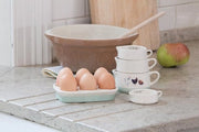 Ceramica artigianale stile vintage, crème con tono verde, dimensioni 11 x 16 x 35 cm