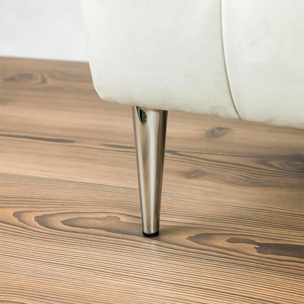 Piede in metallo per mobili e complementi d'arredo Ago17 cromato H 17cm.