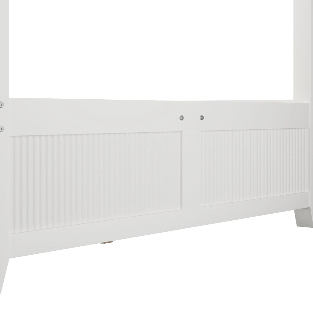 Letto a baldacchino 140 x 200 cm con lamelle verticali in pino e MDF; bianco