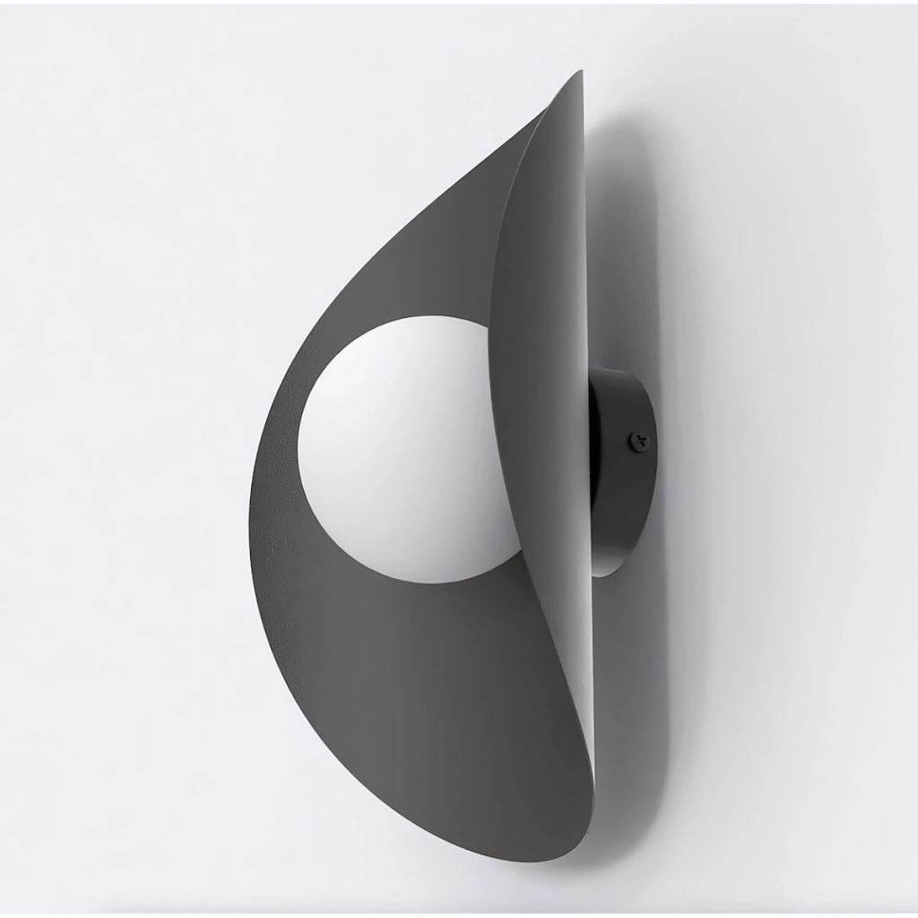 Lampada da parete Fiero in acciaio nero opaco