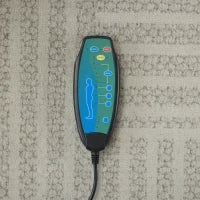Poltrona relax, reclinabile e massaggiante a 5 punti, con funzione di riscaldamento elettrico e poggiapiedi, girevole a 360°, in tessuto chenille, 75.5x77x100 cm, Bianco