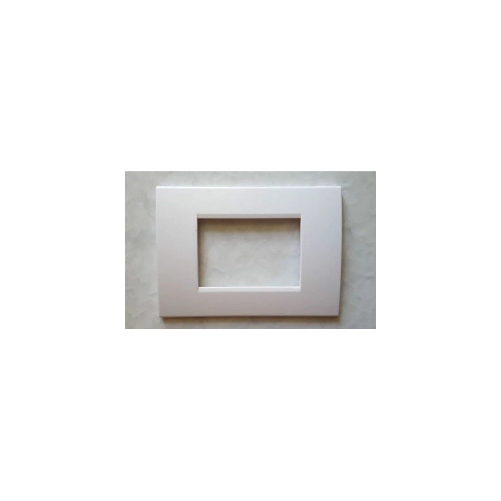 Trade Shop - Placca Placche Placchete Compatibili Living Light In Abs 3 4 7 Posti Colorate - Bianco -6 Fori     -