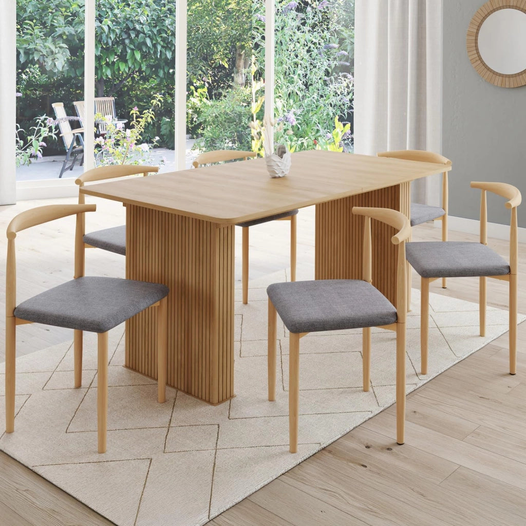 Set di 6 sedie da pranzo NOE in finto legno con sedute in tessuto grigio chiaro