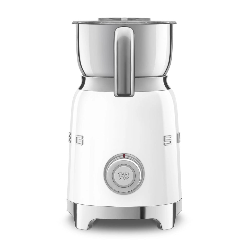 Smeg, montalatte multifunzione mff11wheu, con sistema ad induzione, 6 programmi preimpostati, una funzione manuale, caraffa removibile da 600 ml, tappo misuratore, avvolgicavo integrato, 500w, bianco