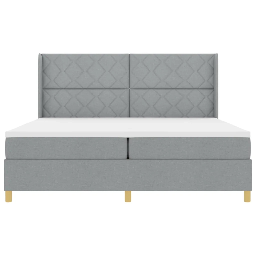 Letto a molle con materasso Grigio chiaro 200 x 200 cm Tessuto