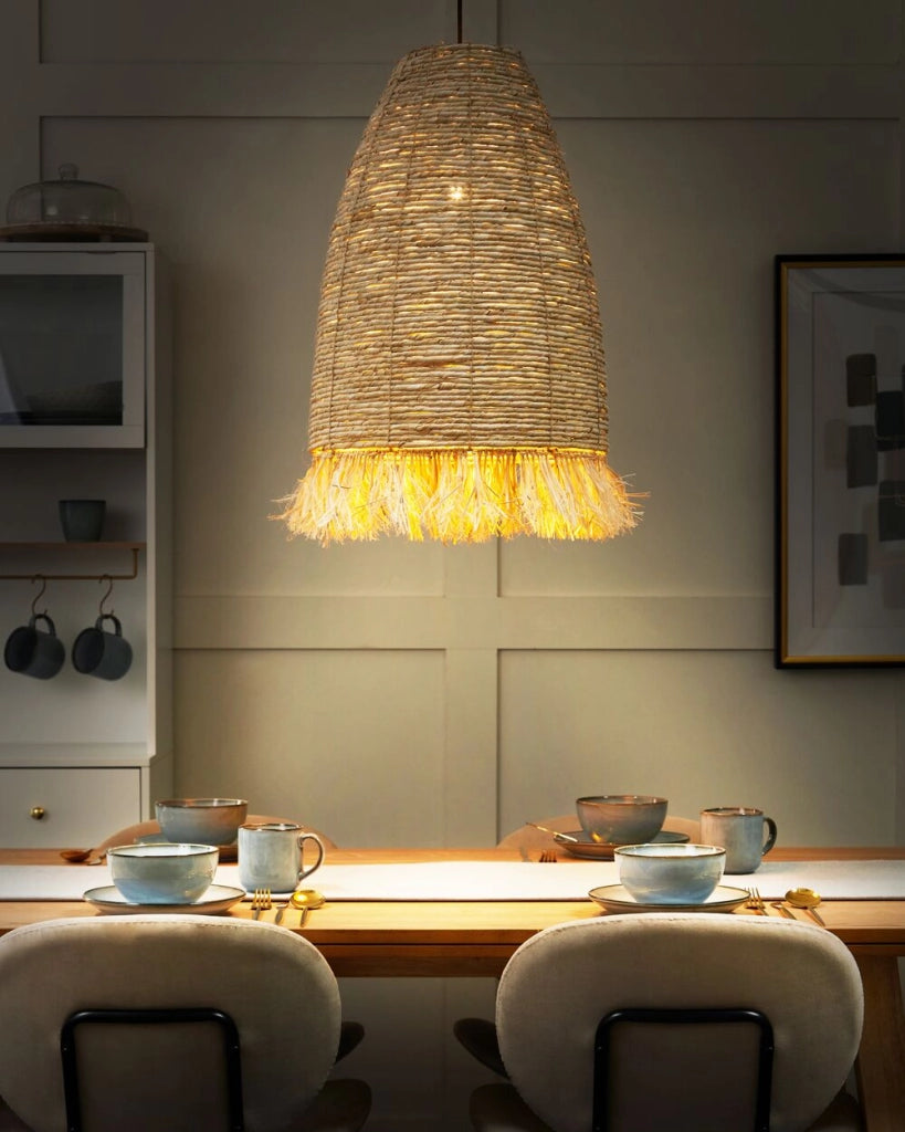 Lampada a sospensione con paralume in paglia di mais naturale e base in ferro nero Lampada a sospensione in stile bohémien