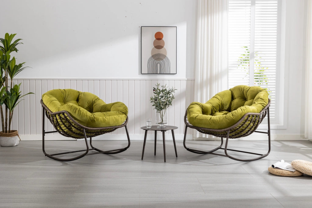 Rocking-chair in rattan sintetico con struttura in acciaio e design ergonomico, verde oliva 78 × 106 × 90 cm