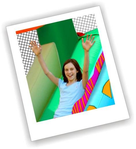 Castello Giostra Gonfiabile Jungle Fun con Scivolo e Pompa Inclusa Happy Hop