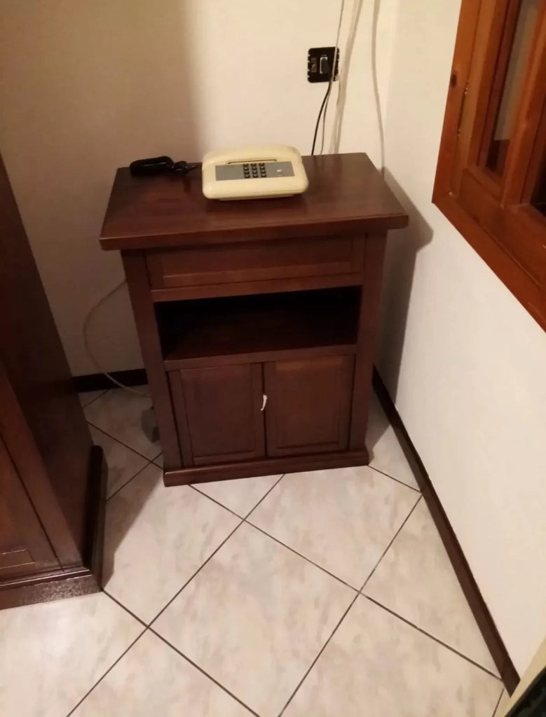 Porta telefono arte povera 2 porte legno tinta noce 60x36x78 (374) - Mobili 2G