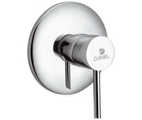 Miscelatore per incasso doccia suvi, design minimale, elegante e raffinato. daniel rubinetterie