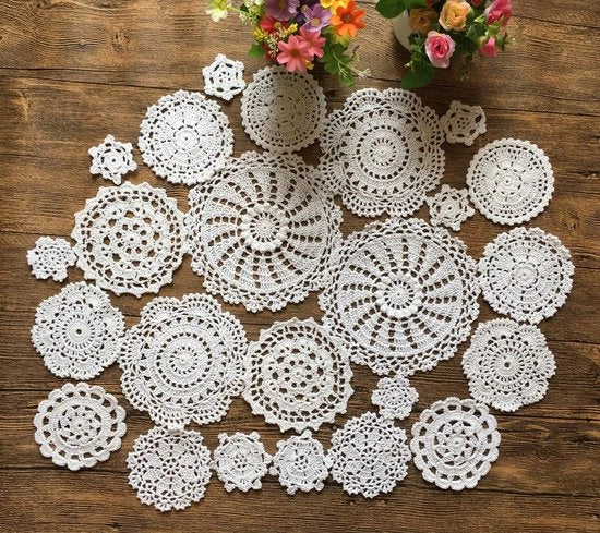 Set di 24 tovaglioli di cotone con bordi a mano, placemats mini, sottopanchetti 5-18cm, tovaglioli rotondi bianchi vintage per la tavola di nozze (24 pezzi bianchi)