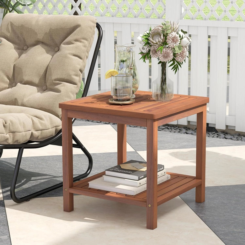 Tavolino ausiliario in legno di acacia per giardino, comodino rettangolare con ripiano aperto inferiore, 45 x 45 x 45 x 45 cm, motivo a lamelle, per soggiorno, terrazza, balcone