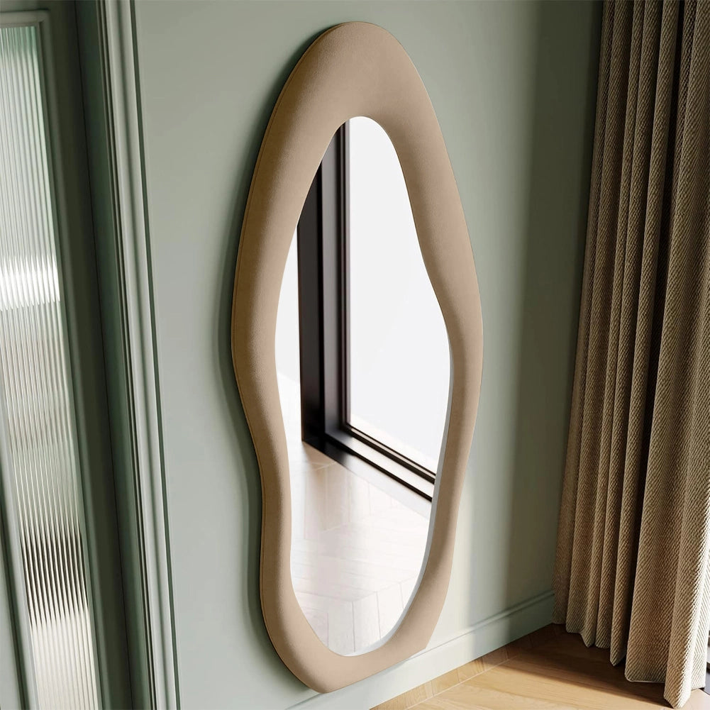 Specchio Grande Ondulato con Cornice Rivestimento in Velluto Cachi 60 x 160 cm