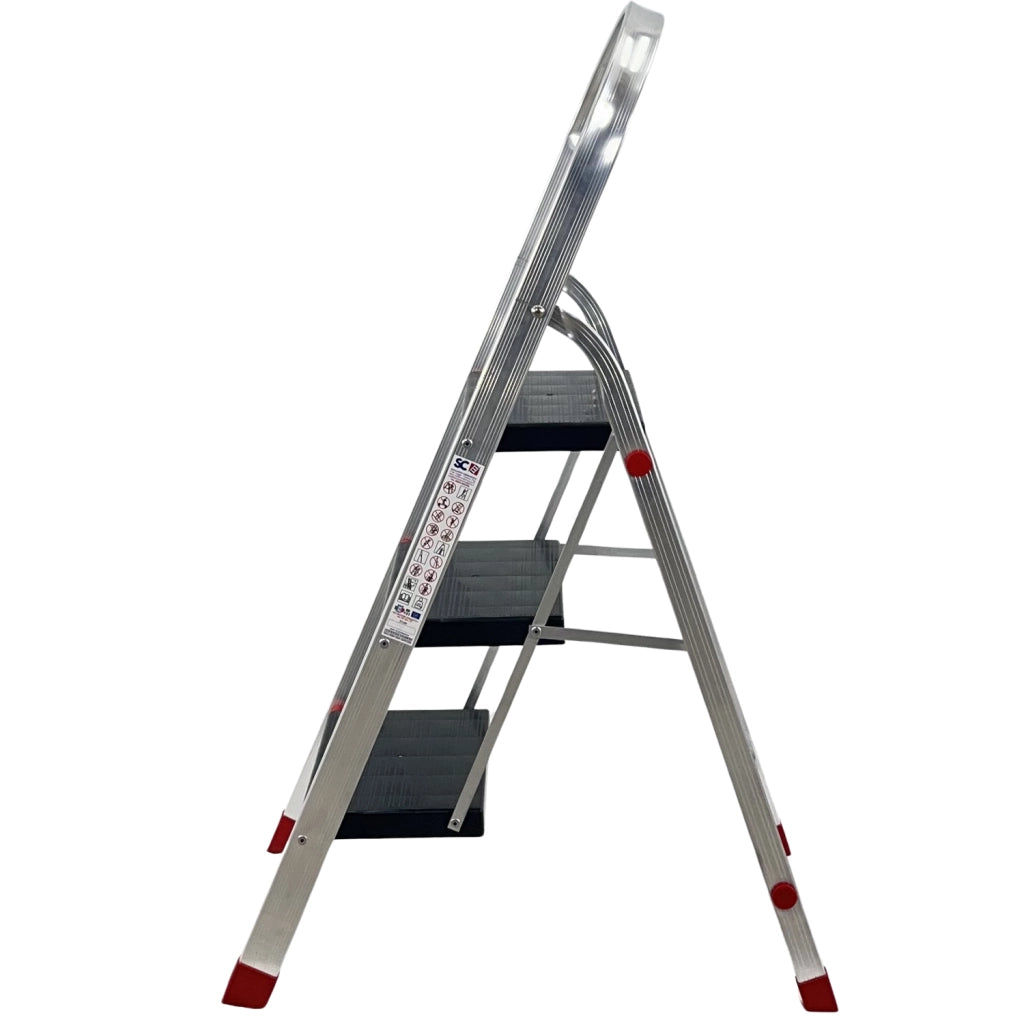 Scala in Alluminio 2 3 4 5 Gradini Sgabello Pieghevole Richiudibile Salvaspazio Ripiegabile Robusta Multiuso c 3 gradini