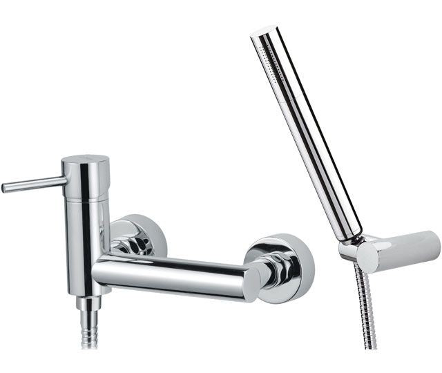 Rubinetto esterno dotato di doccia duplex, serie suvi caratterizzata da linee arrotondate e minimali