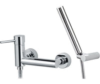 Rubinetto esterno dotato di doccia duplex, serie suvi caratterizzata da linee arrotondate e minimali