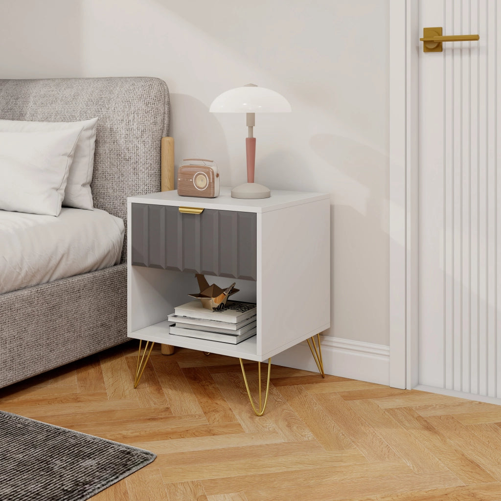 Comodino con cassetto e ripiano aperto ¨C Xylo ¨C bianco, 45x40x55 cm, gambe in acciaio