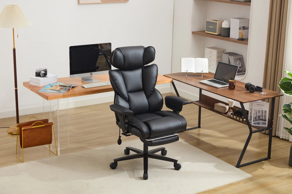 Sedia da ufficio ergonomica nera con poggiapiedi e supporto lombare