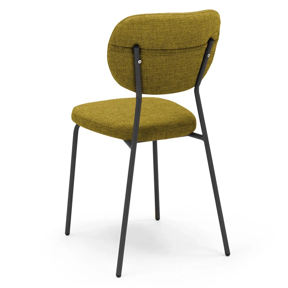 Sedia da pranzo imbottita VANESSA, 100% MADE IN ITALY, design moderno, gambe coniche robuste in metallo, schienale e seduta rivestiti con tessuto idrorepellente strutturato colore Giallo Senape