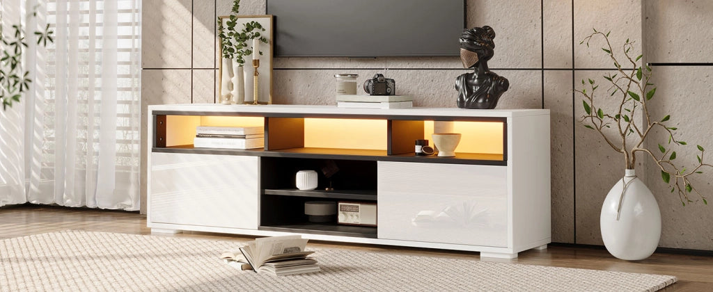 Mobile porta TV con LED, 2 ante e vani aperti, finitura lucida, per piccoli soggiorni, bianco, 150 × 35 × 50 cm