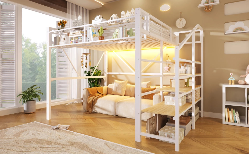 LETTO a soppalco 140x200 cm in metallo e MDF bianco con ripiani laterali